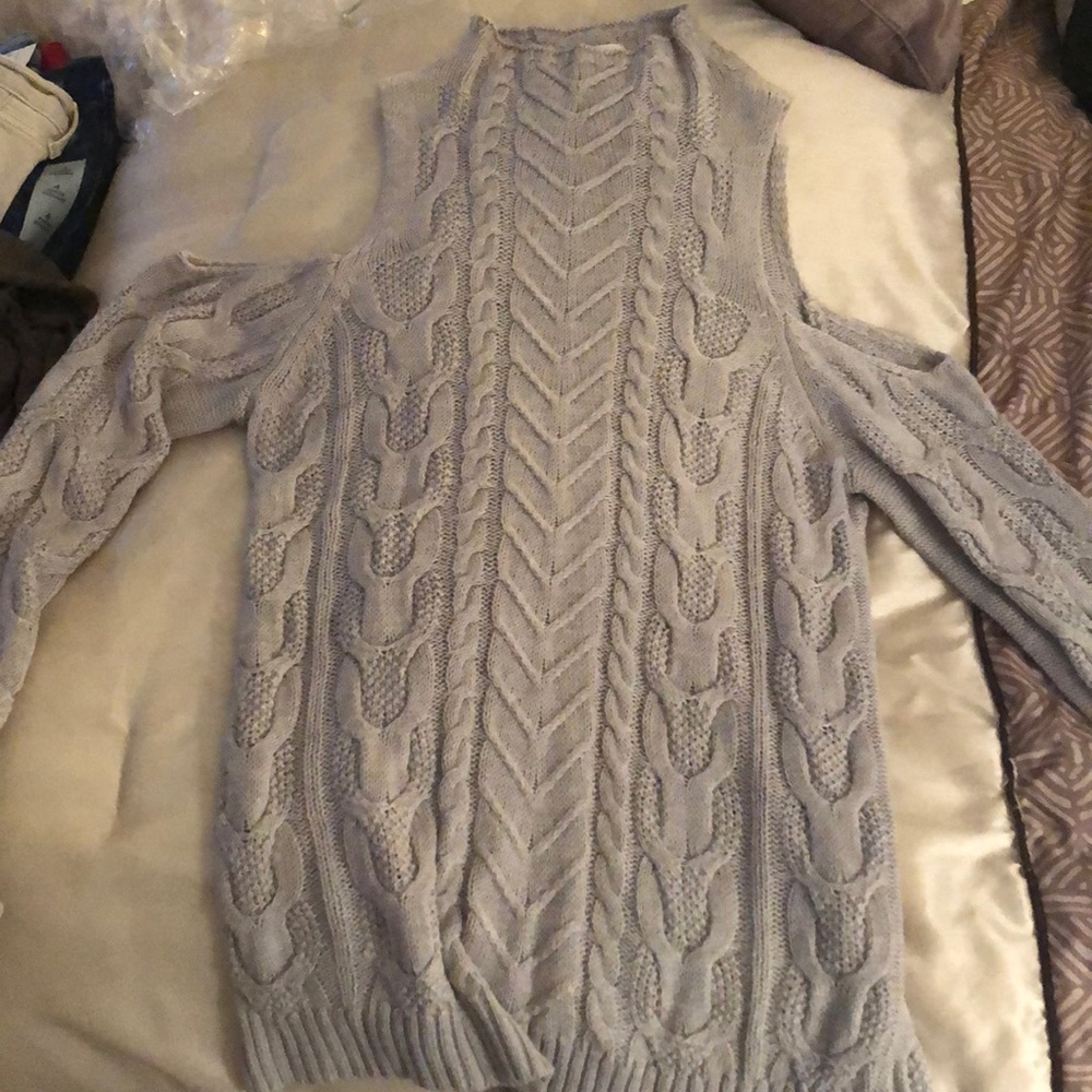 New York and Company Women’s gray sweater. Size S